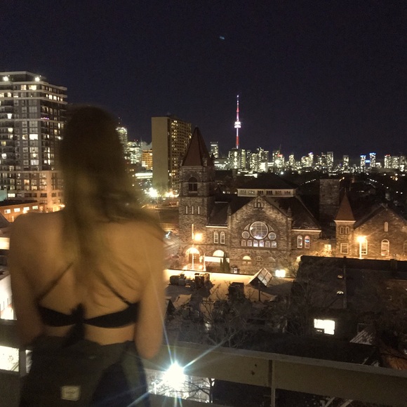 Meet your Posher, Shauna - Picture 1 of 1